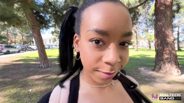 Уговорить на интим афроамериканку оказалось очень просто - #1