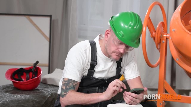 Анальная проверка работоспособности приезжих гастарбайтеров - #1