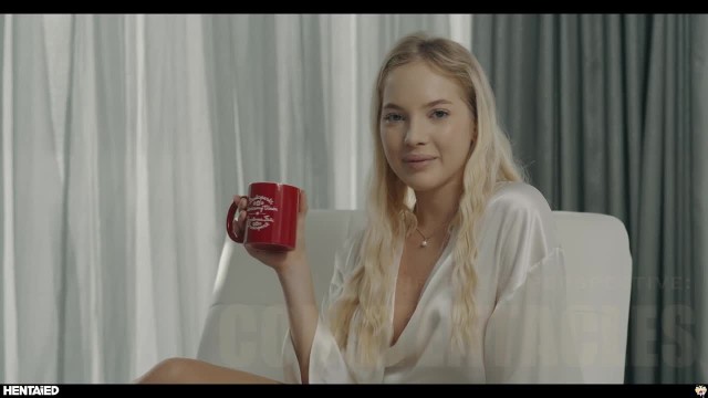 Тентакли со всех сторон, поражающие тугие отверстия блондинки - #1